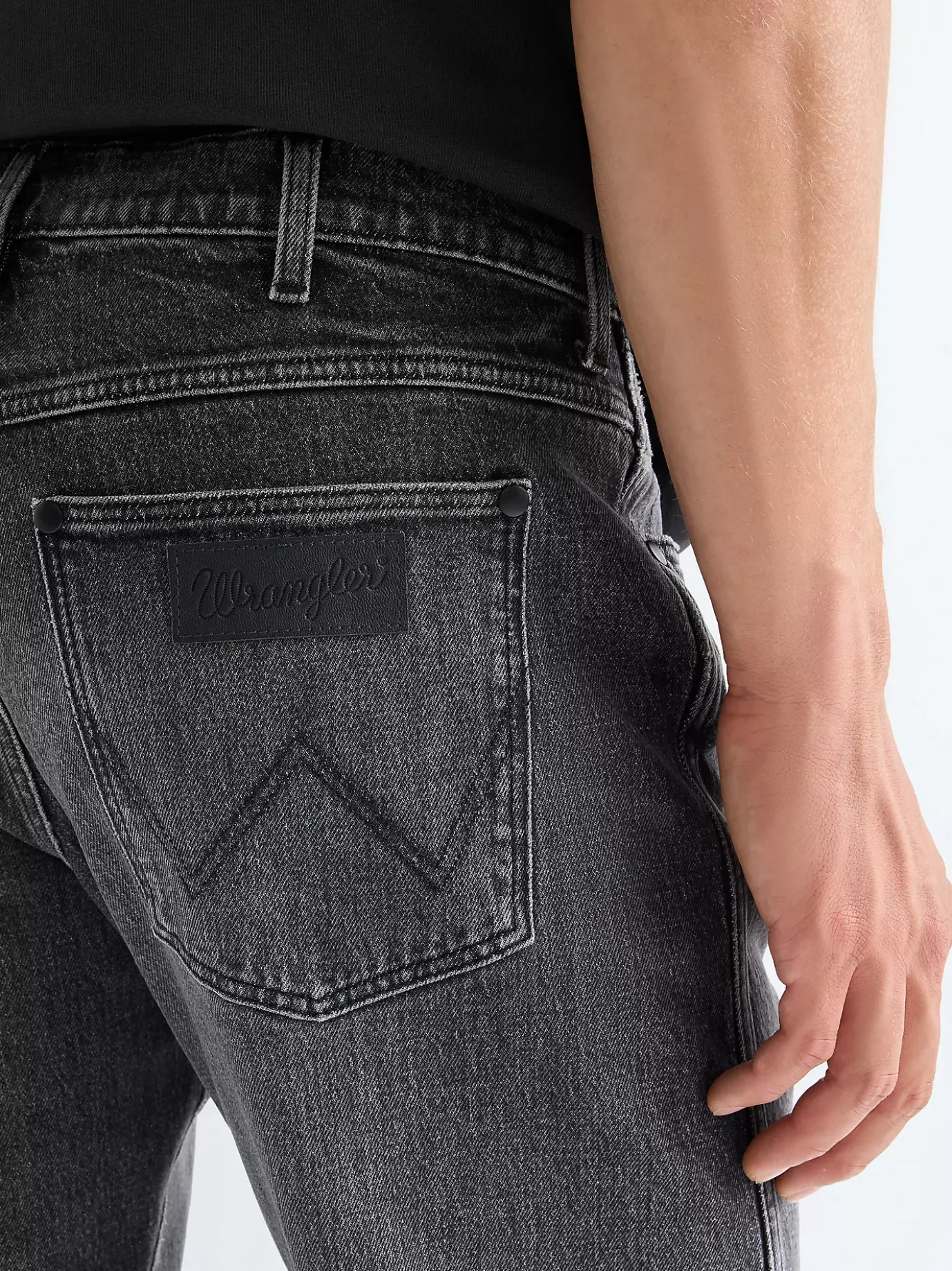 Frontier Relaxed Straight Low Stretch Jean