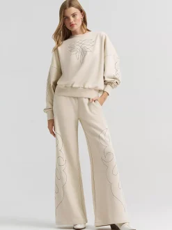 Lainey Wilson x Wrangler Cowboy Sweatshirt