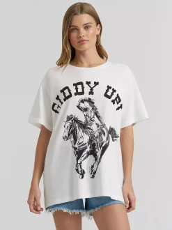 Lainey Wilson x Wrangler Giddy Up Tee