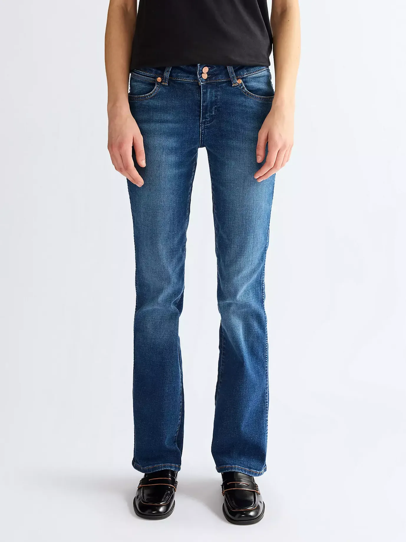 Low Rise Bold Boot Jean
