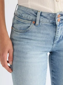 Low Rise Bold Boot Jean