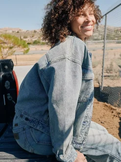 Relaxed Cowgirl Lightweight Jacket