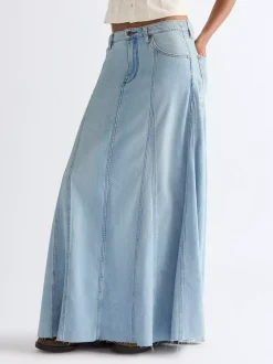Relaxed Radiating Lightweight Maxi Skirt