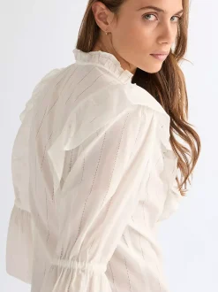 Slim Romance Blouse