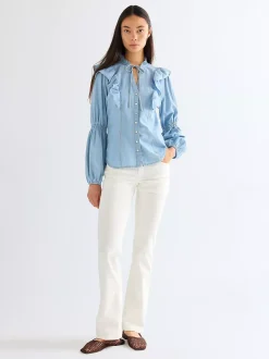 Slim Romance Lightweight Blouse
