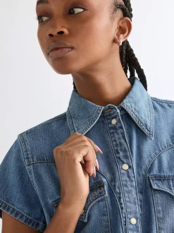 Slim Stylized Lightweight Western Shirt